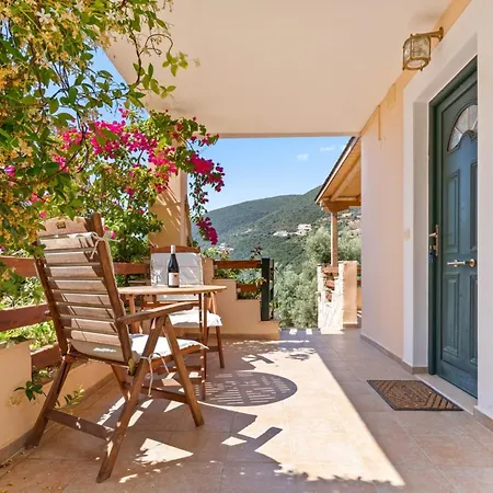Villa Giancarlo - Lovely With Stone And Wood Elements In Bay Sivota