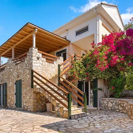 Giancarlo - Lovely With Stone And Wood Elements In Sivota Bay *