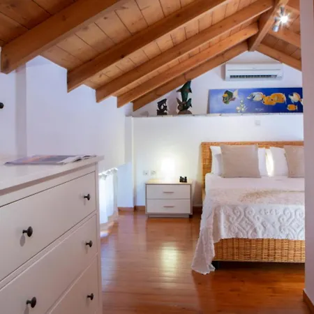 Villa Giancarlo - Lovely With Stone And Wood Elements In Sivota Bay Mikros Gialos